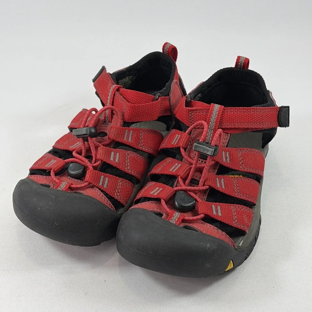 KEEN Newport H2 Sandals Big Kids Size 3Y EU 3 Waterproof Outdoor Red Shoes